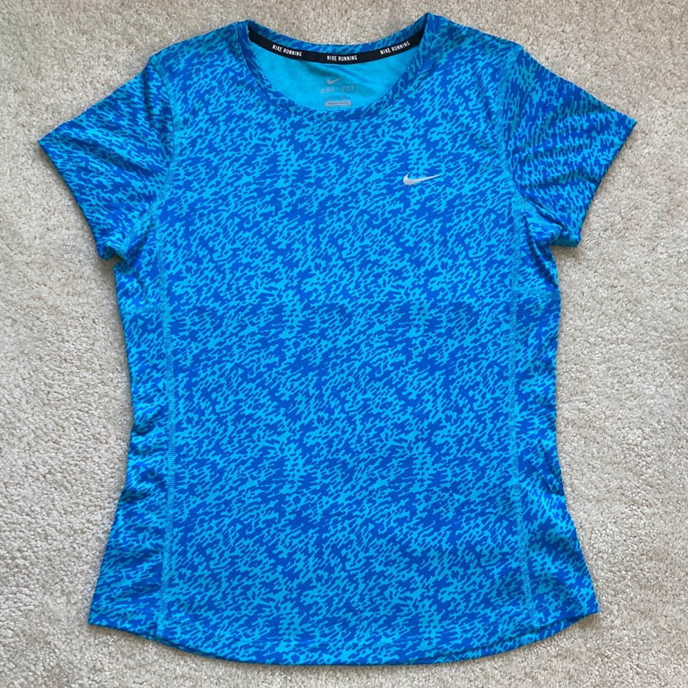 Nike Dri-FIT Women’s Running Athletic Shirt
